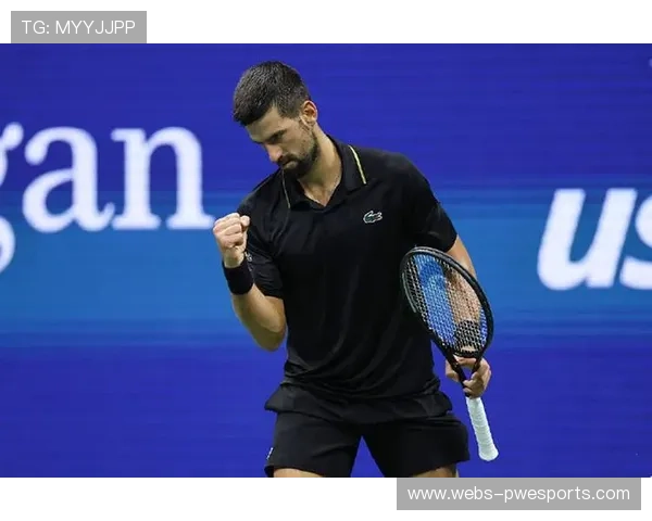 德约科维奇第二盘遭破发后迅速调整,主场氛围成助力 德约科维奇第二盘遭破发后迅速调整,主场氛围成助力