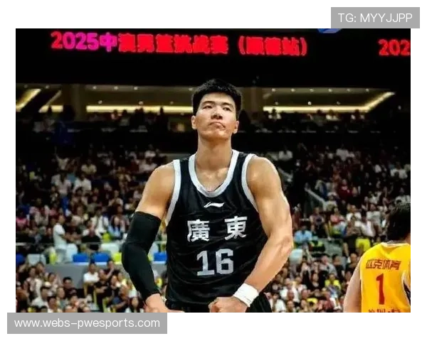 北控、广东、龙狮完成三方交易，崔永熙、焦泊乔加盟广东。